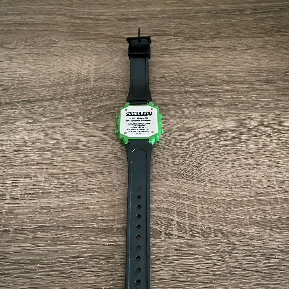 Minecraft Watch - Picture 2 of 2